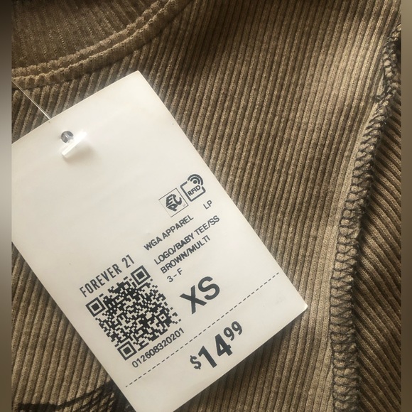 Forever 21 Baby Tee - Picture 6 of 10